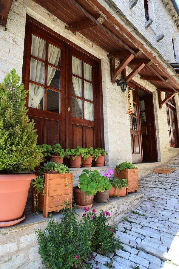 Gkoura Hotel Sirákon Exterior foto